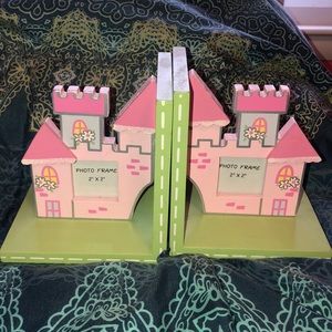 Princess castle themed book ends
